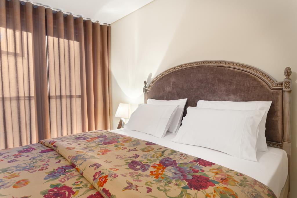 Chateau Apartments Porto Pokoj fotografie