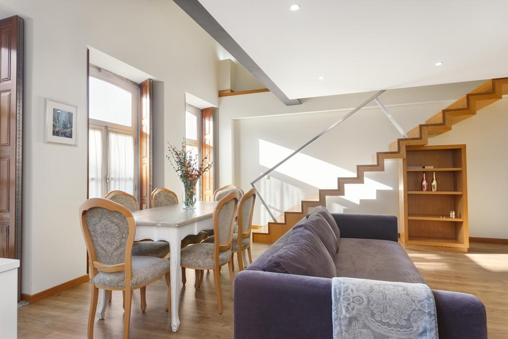 Chateau Apartments Porto Pokoj fotografie