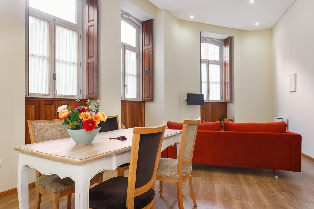 Chateau Apartments Porto Pokoj fotografie