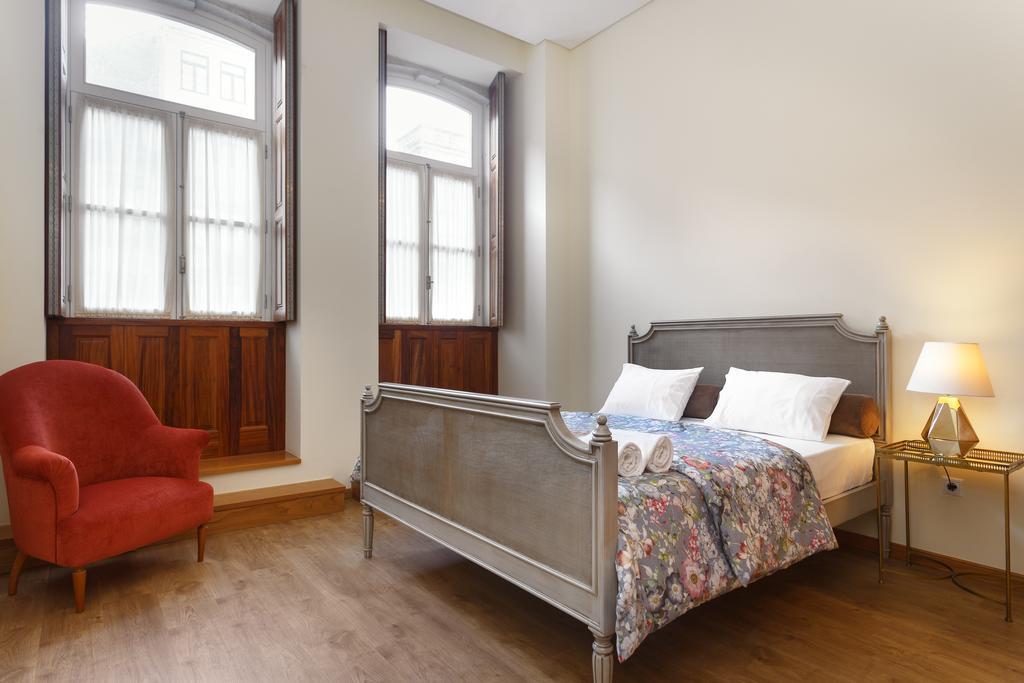 Chateau Apartments Porto Pokoj fotografie